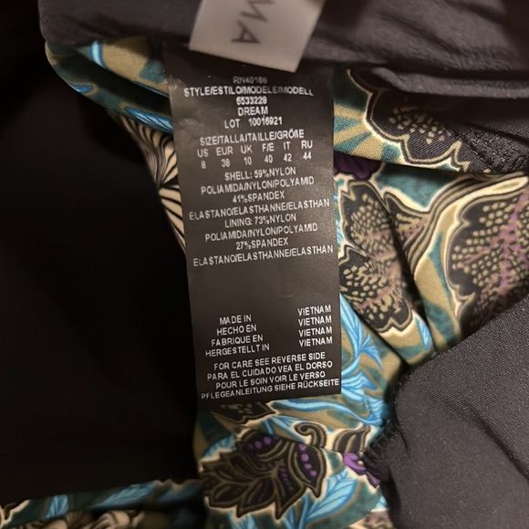 NWOT Miraclesuit Rhiannon Dream Moonlight One Piece Swimsuit Size 8 - Picture 8 of 9